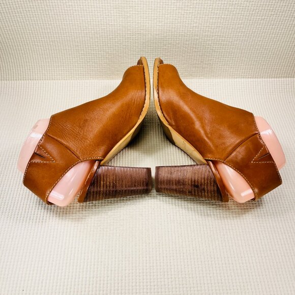 Cole Haan Womens Block Heel Cut Out Peep Toe Booties Brown Leather Size 6 B - Picture 10 of 14